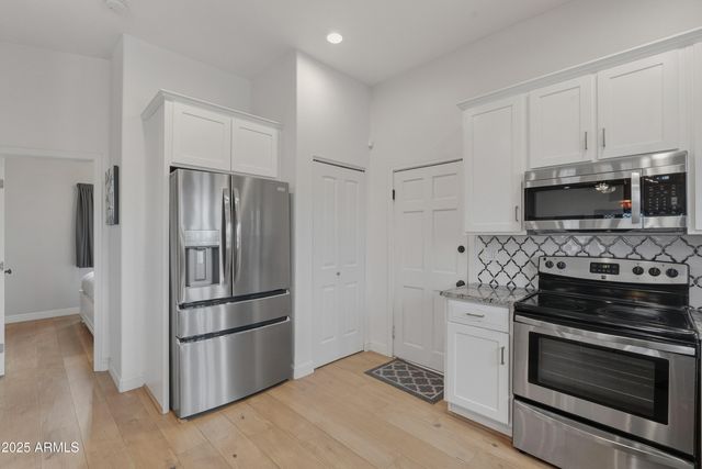 1034 E MCKINLEY Street, Phoenix, AZ 85006