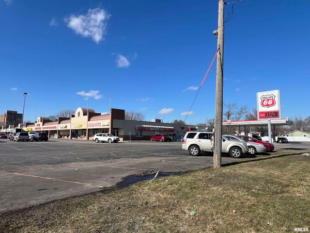 617 AVENUE OF THE CITIES, East Moline, IL 61244