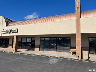 617 AVENUE OF THE CITIES, East Moline, IL 61244