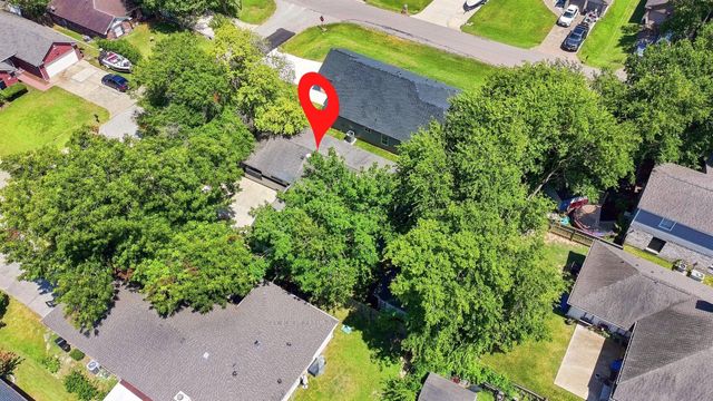10707 Hillside Drive, Montgomery, TX 77356