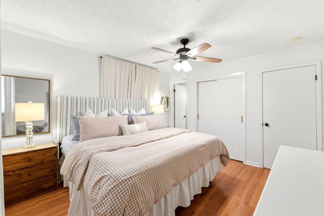 10707 Hillside Drive, Montgomery, TX 77356