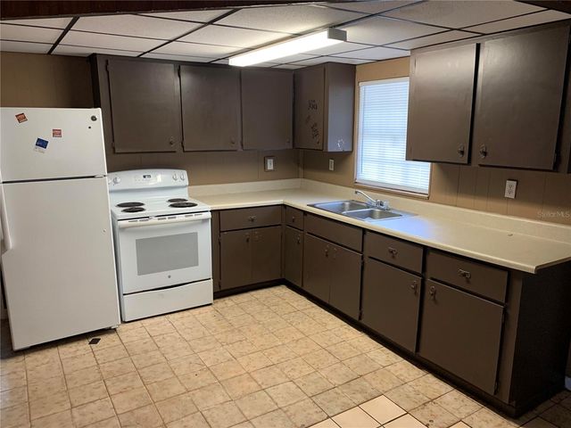 1838 NE 145TH AVENUE ROAD, Silver Springs, FL 34488