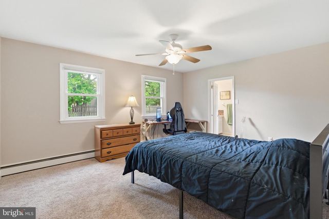 642 KNOLL DR, Lansdale, PA 19446