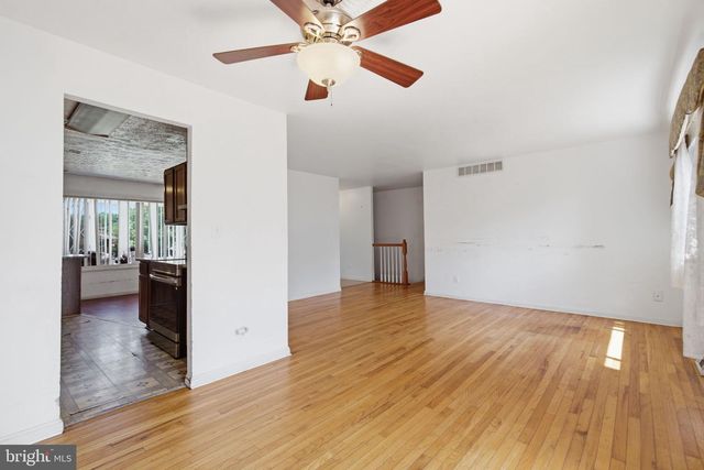 7935 PIPERS PATH, Glen Burnie, MD 21061