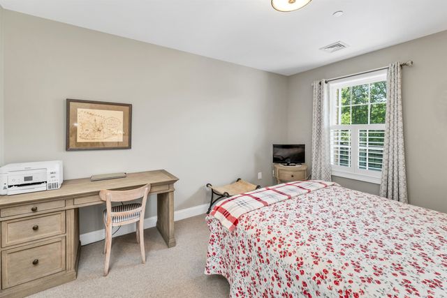 61 Acadia Ln Unit 309, Exeter, NH 03833