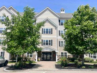 61 Acadia Ln Unit 309, Exeter, NH 03833