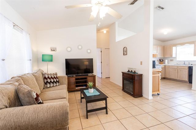 24 ROLLER LANE, Palm Coast, FL 32164