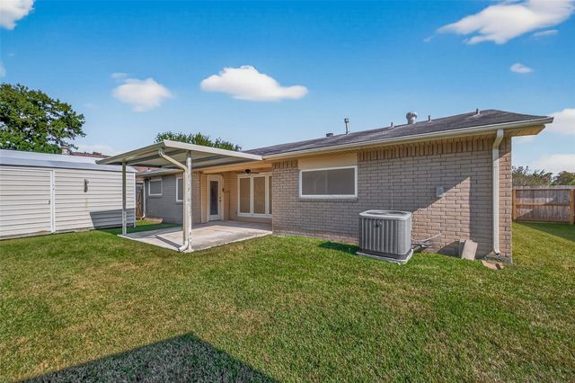 2905 Park Shadow Lane, Deer Park, TX 77536