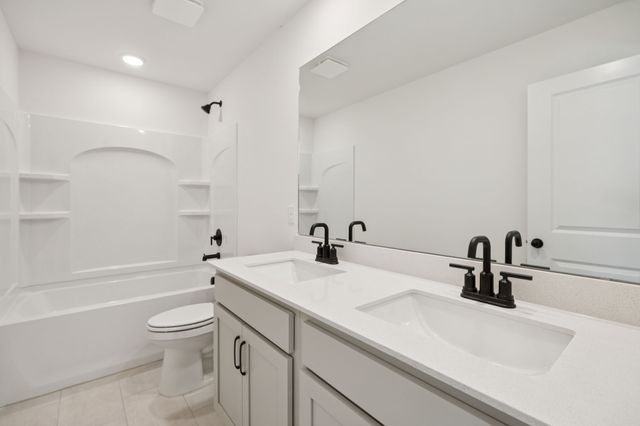 116 Dahlia Dr, La Vergne, TN 37086