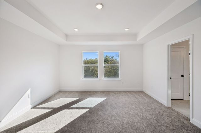 116 Dahlia Dr, La Vergne, TN 37086