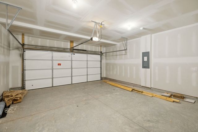 116 Dahlia Dr, La Vergne, TN 37086