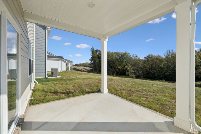 116 Dahlia Dr, La Vergne, TN 37086