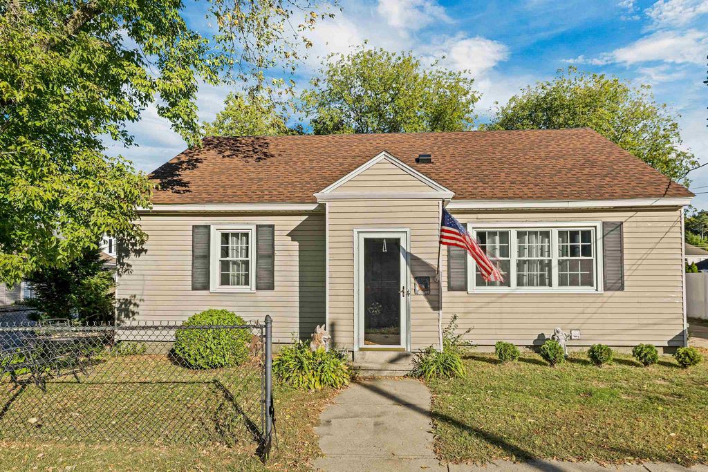 13 Mulvanity Street, Nashua, NH 03060