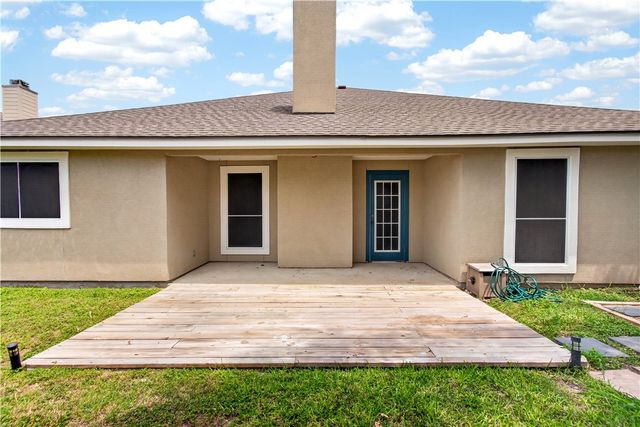 3125 Bourgogre Dr, Corpus Christi, TX 78414