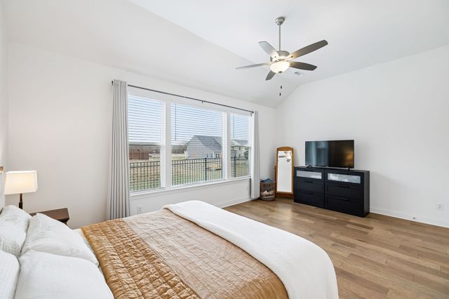 6407 Desmond Ave, Murfreesboro, TN 37128