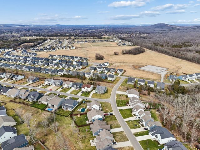 6407 Desmond Ave, Murfreesboro, TN 37128