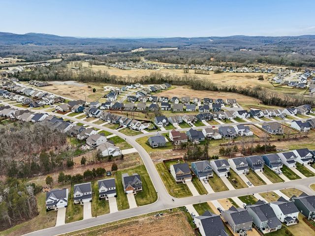 6407 Desmond Ave, Murfreesboro, TN 37128