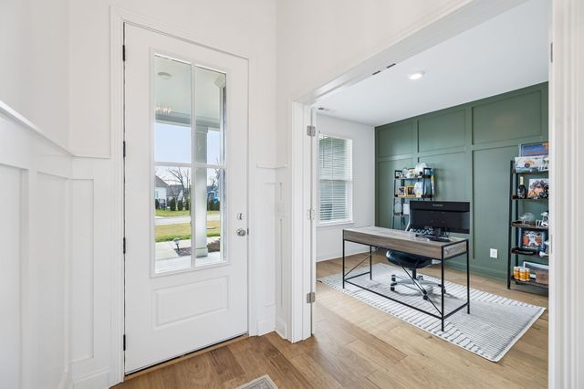 6407 Desmond Ave, Murfreesboro, TN 37128