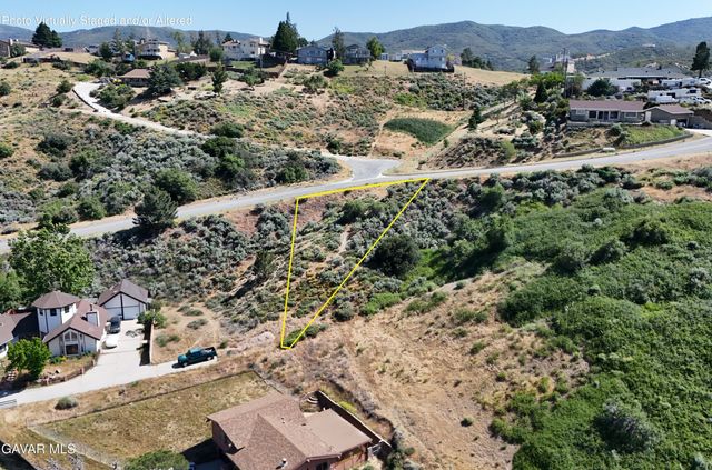 Montello Drive, Lake Hughes, CA 93532