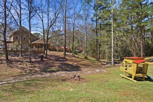 1137 Frances St., Hattiesburg, MS 39402