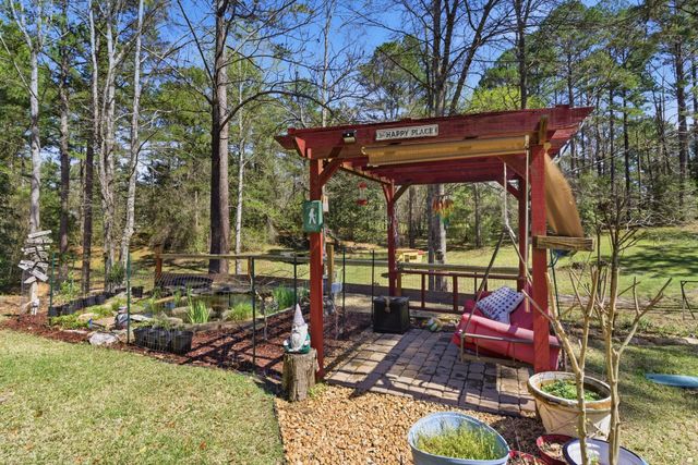 1137 Frances St., Hattiesburg, MS 39402