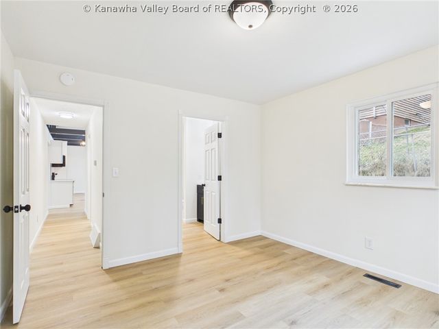 903 Valley View Drive, South Charleston, WV 25309