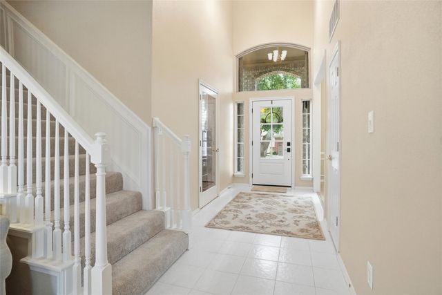 1013 Glen Chester Drive, Flower Mound, TX 75022