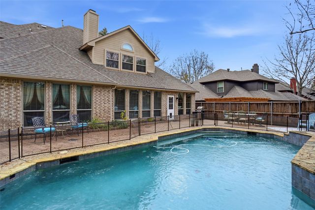 1013 Glen Chester Drive, Flower Mound, TX 75022