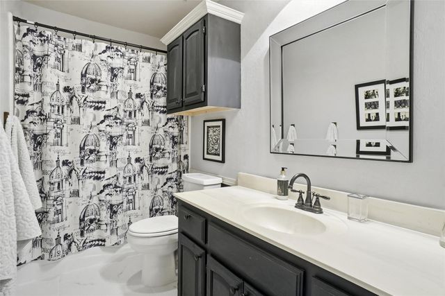 1013 Glen Chester Drive, Flower Mound, TX 75022