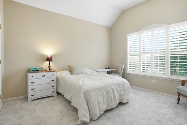 1013 Glen Chester Drive, Flower Mound, TX 75022