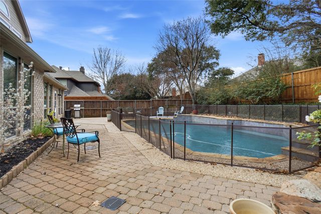 1013 Glen Chester Drive, Flower Mound, TX 75022