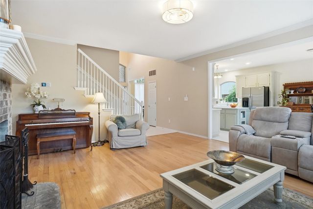 1013 Glen Chester Drive, Flower Mound, TX 75022