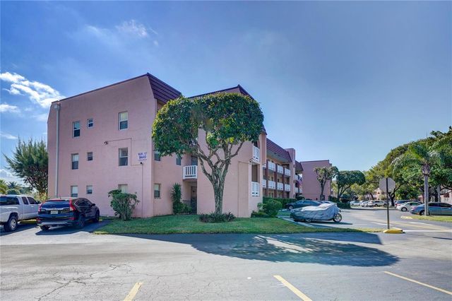 9440 Sunrise Lakes Boulevard 312, Sunrise, FL 33322