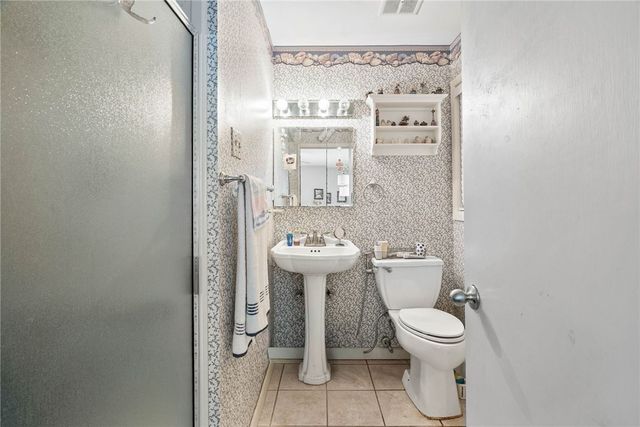 517 Catalina Pl, Corpus Christi, TX 78411