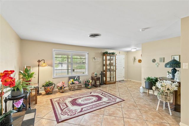 517 Catalina Pl, Corpus Christi, TX 78411