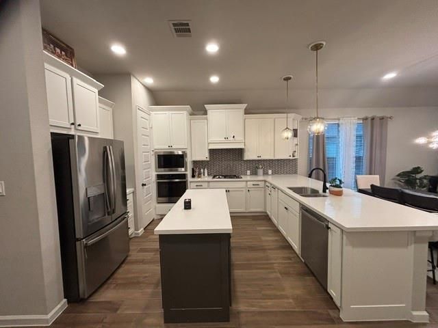 5039 Country Meadows Trail, Iowa Colony, TX 77583