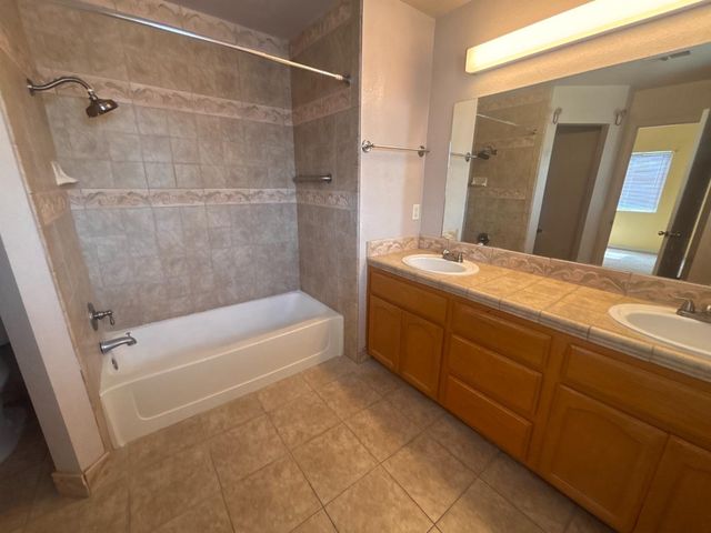 6 Westmont Court, Merced, CA 95348