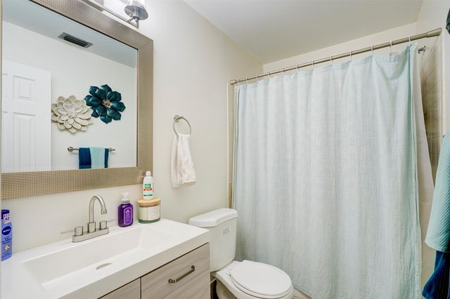 4698 NW 30TH Street, Coconut Creek, FL 33063