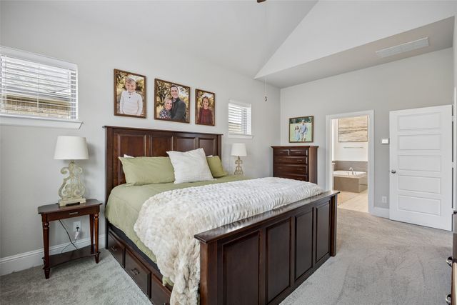 2012 Crescent Street, Fort Worth, TX 76008