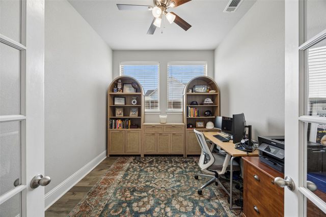 2012 Crescent Street, Fort Worth, TX 76008