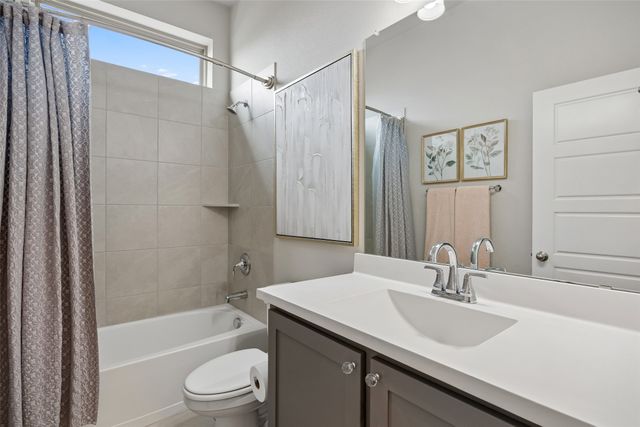 2012 Crescent Street, Fort Worth, TX 76008