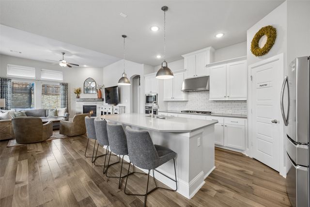 2012 Crescent Street, Fort Worth, TX 76008