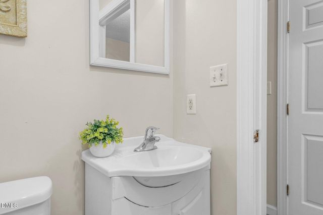 2394 Blue Willow Lane, Rocky Mount, NC 27804