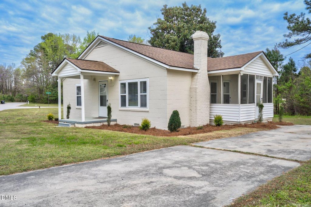 2394 Blue Willow Lane, Rocky Mount, NC 27804