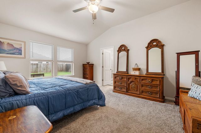 105 Sophora DR, Hutto, TX 78634