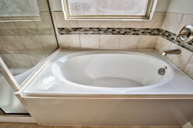 304 Callaghan Drive, Fate, TX 75189