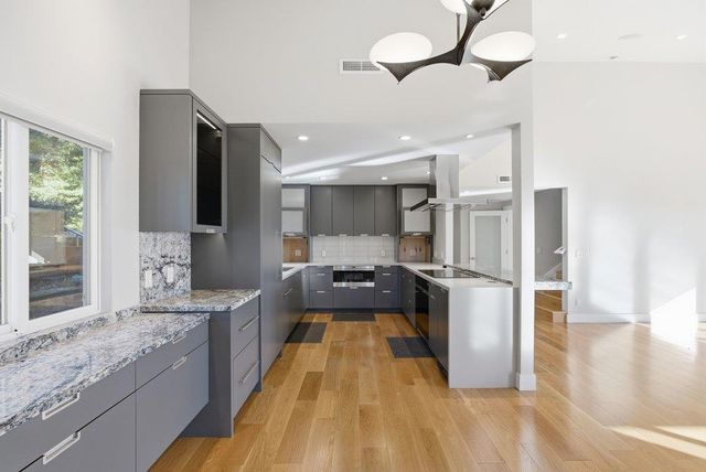 132 Pax Place Court, Aptos, CA 95003