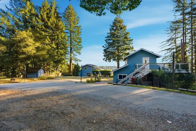 132 Pax Place Court, Aptos, CA 95003