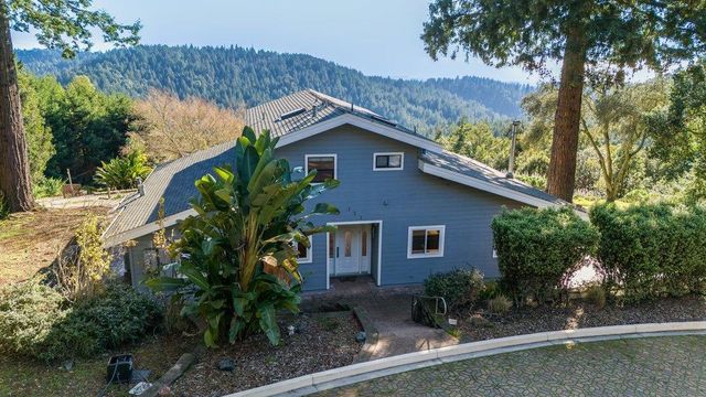 132 Pax Place Court, Aptos, CA 95003