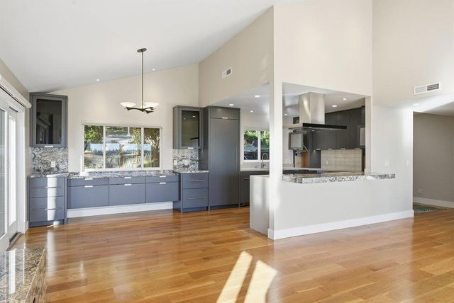 132 Pax Place Court, Aptos, CA 95003